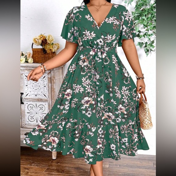 Sabina Floral Print Shirred Waist Magic Maxi Dress main image 1